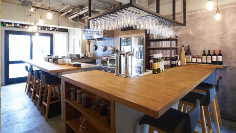 ひばりヶ丘 YaoyaBal 店内
